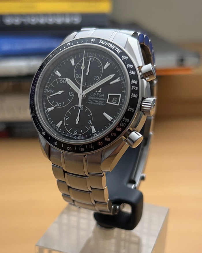 Omega speedmaster 2025 automatic tachymeter